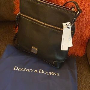 Dooney & Bourke black leather crossbody purse